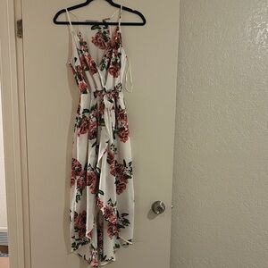 Dream Of Me Floral High Low Dress in White and Pink Size M